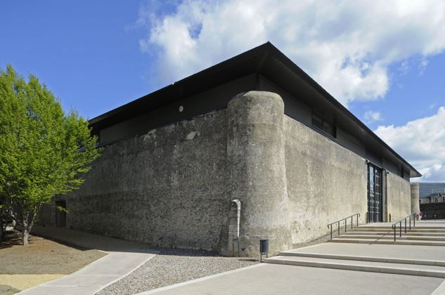 bauge -centre culturelle rené d'Anjou-entree 1